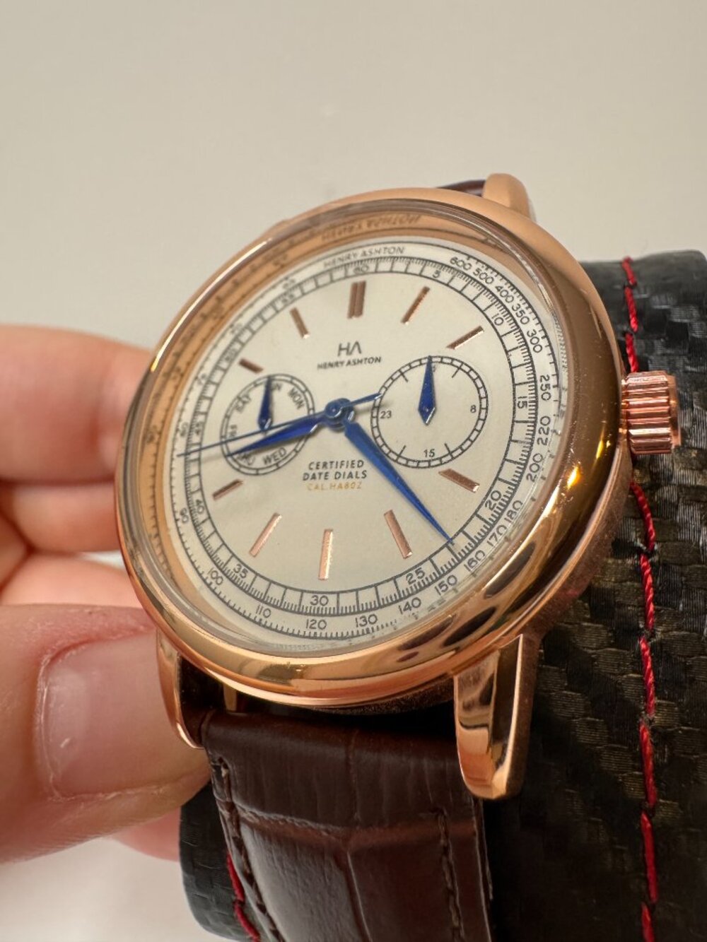 NWOT Henry Ashton Certified Date Dials Watch White Dial Blue Hand Brown Leather - Picture 2 of 5